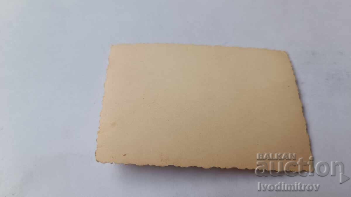 Φωτογραφία Στρατιώτη σε φυλάκιο με τιμή 2.35 BGN | € 1.20 Φωτογραφία Στρατιώτη σε φυλάκιο με τιμή 2.35 BGN | € 1.20