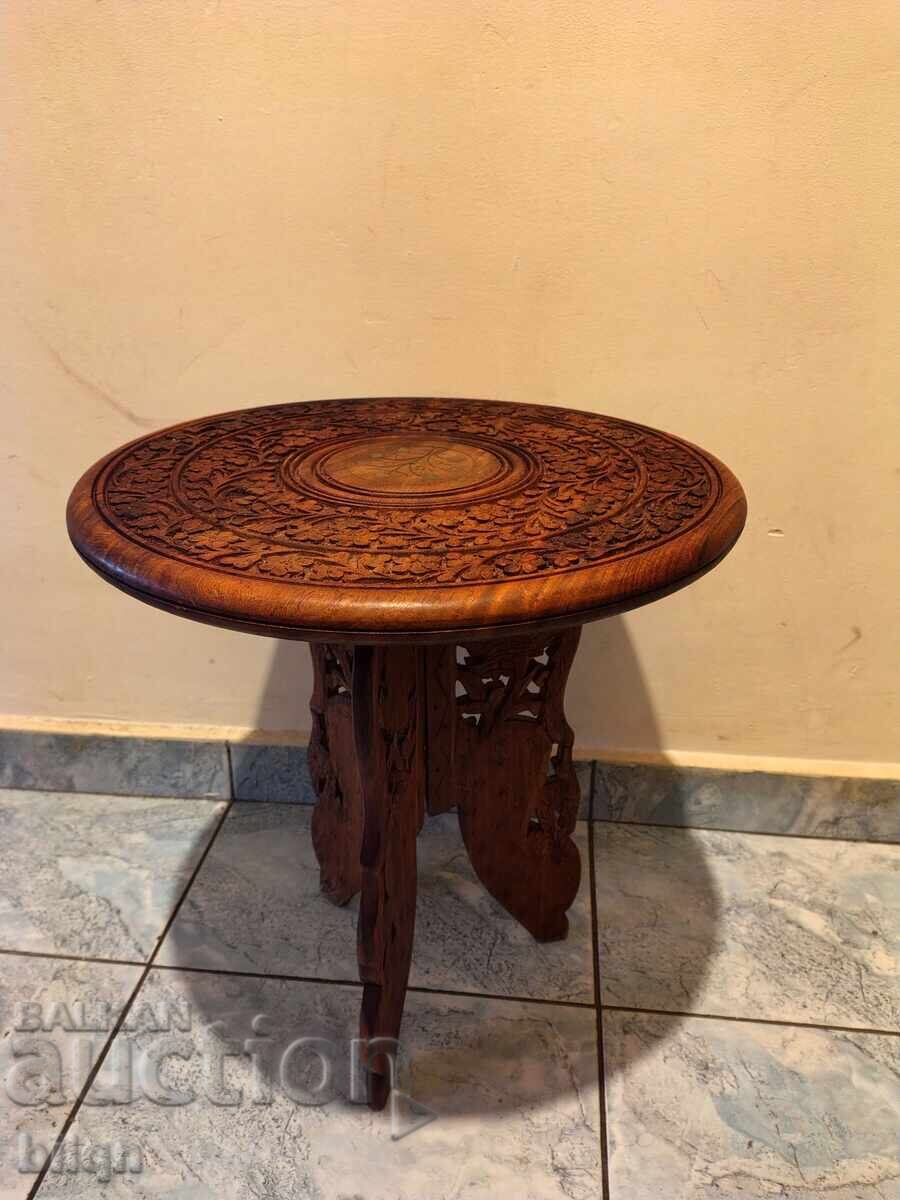 Beautiful Wooden Table-Carving Beautiful Wooden Table-Carving