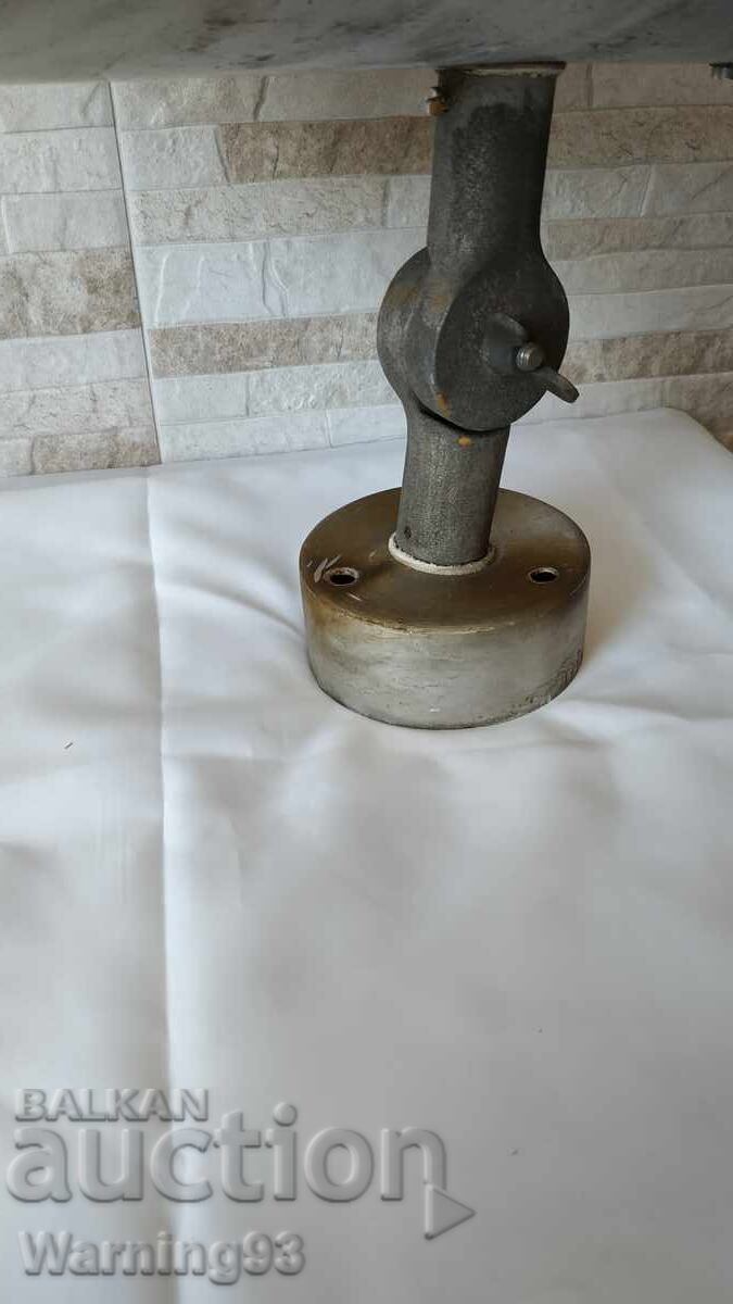 Auction  Old industrial aluminum spotlight - Antique