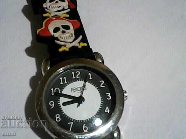 Delivery of 4pcs Ladies' Watches... Working, no batteries needed