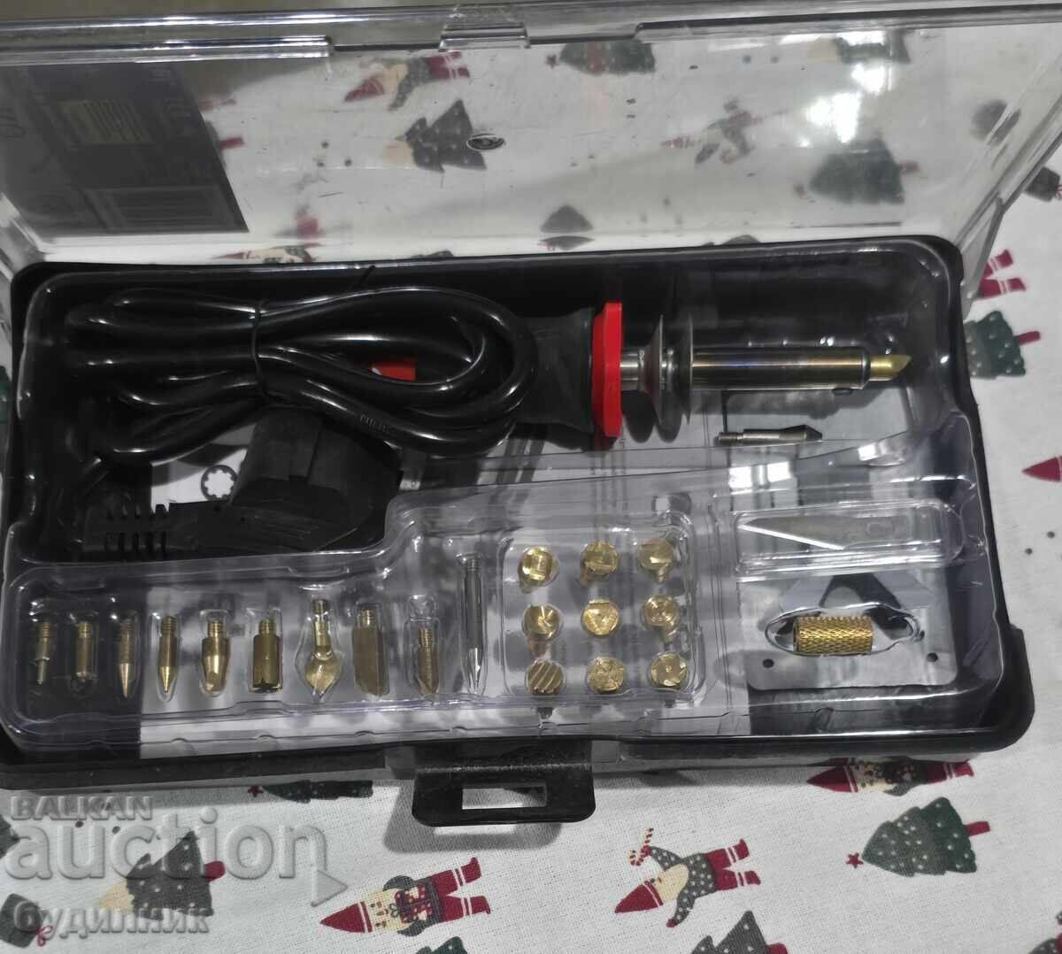 Auction  Brand new BZC. I'm launching over 100 auctions. Take a look and... (the last word is incomplete, likely meaning "and see" or "and more")