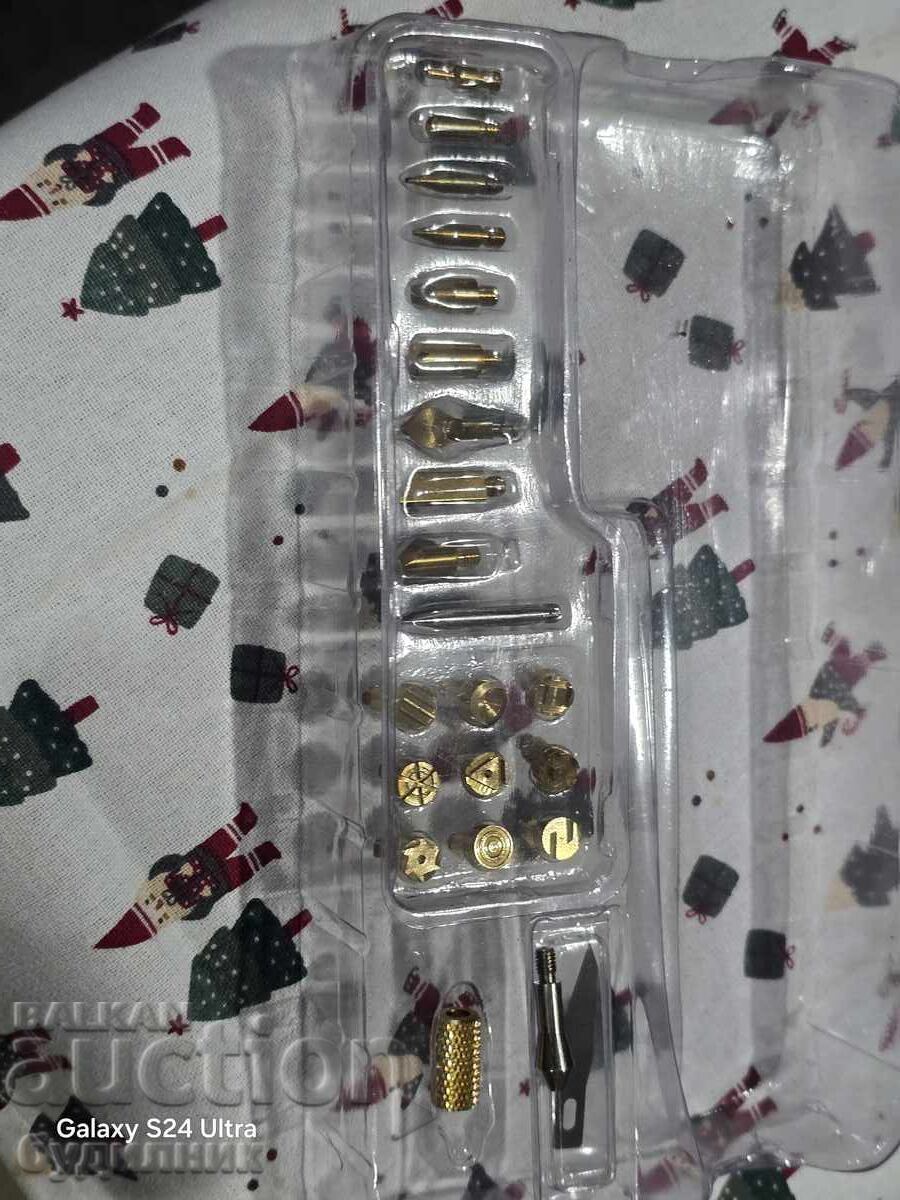 Brand new BZC. I'm launching over 100 auctions. Take a look and... (the last word is incomplete, likely meaning "and see" or "and more") - 7