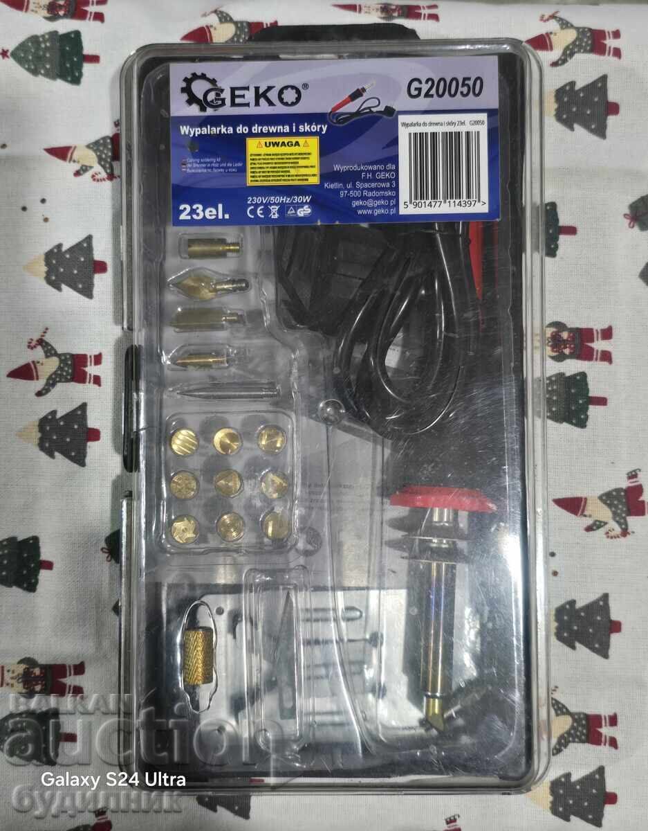 Brand new BZC. I'm launching over 100 auctions. Take a look and... (the last word is incomplete, likely meaning "and see" or "and more")