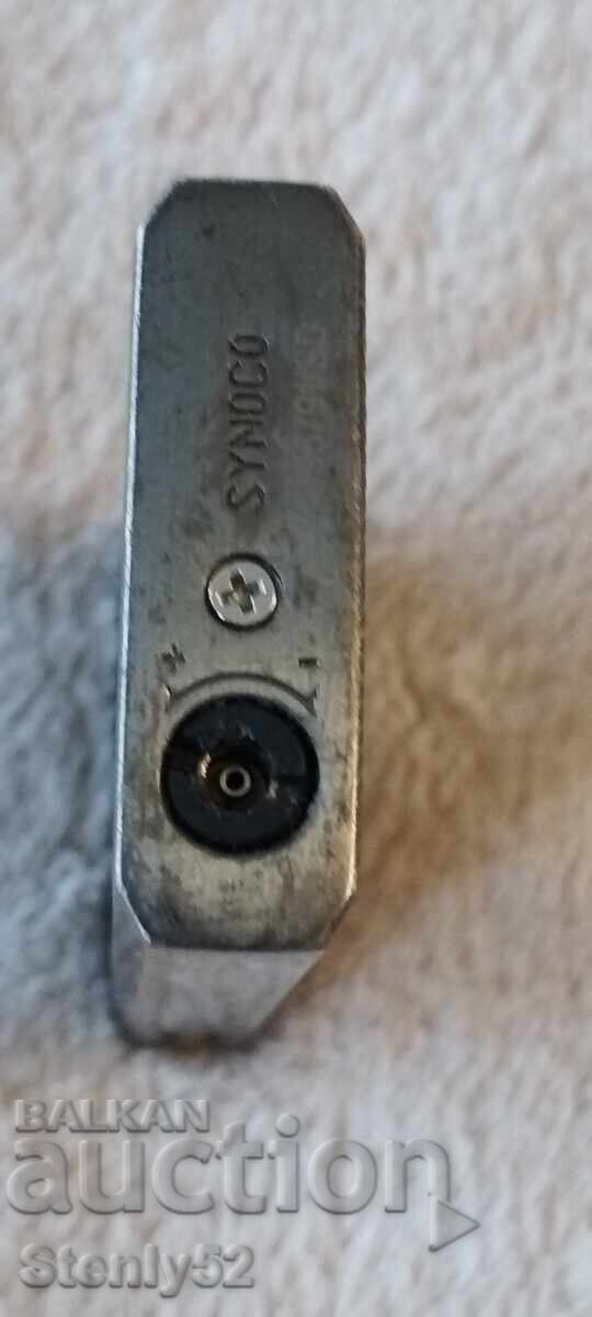 Метална газова запалка "Marlboro"многократно зареждане. с цена 10.00 лв. | € 5.11 Метална газова запалка "Marlboro"многократно зареждане. с цена 10.00 лв. | € 5.11