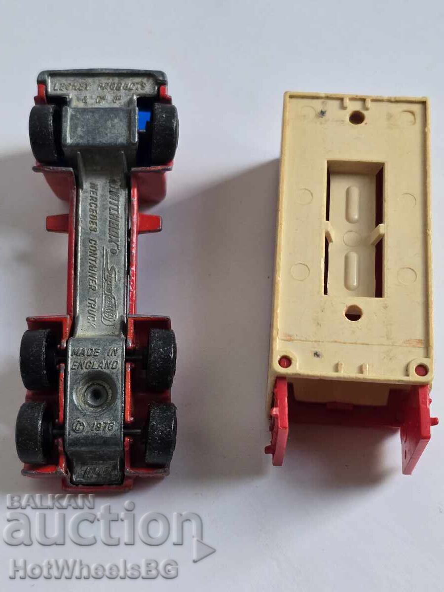 MATCHBOX LESNEY 42C Mercedes Container Truck 1977 - 7 MATCHBOX LESNEY 42C Mercedes Container Truck 1977 - 7