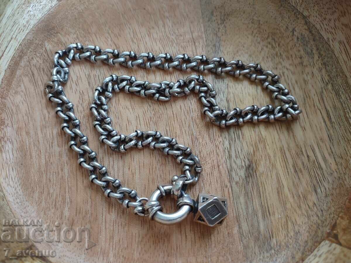 Delivery of Necklace, stylish, charming, original with stamp 5.04.2025 Delivery of Necklace, stylish, charming, original with stamp 5.04.2025