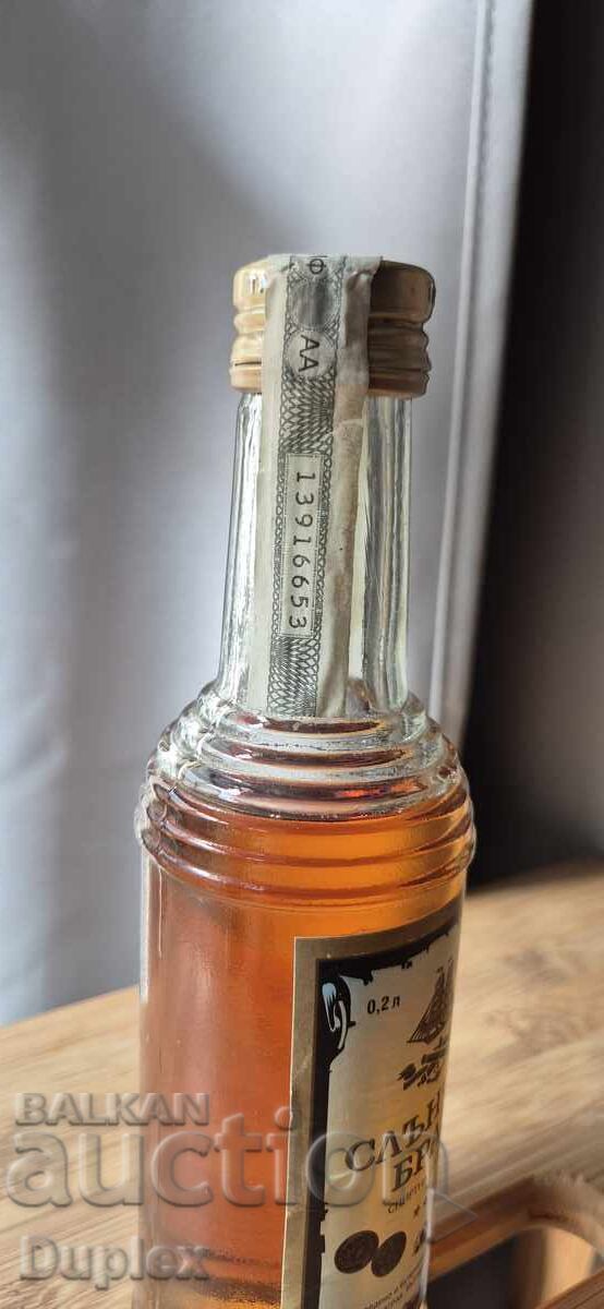 Аукцион Куриоз - бренди Слънчев бряг