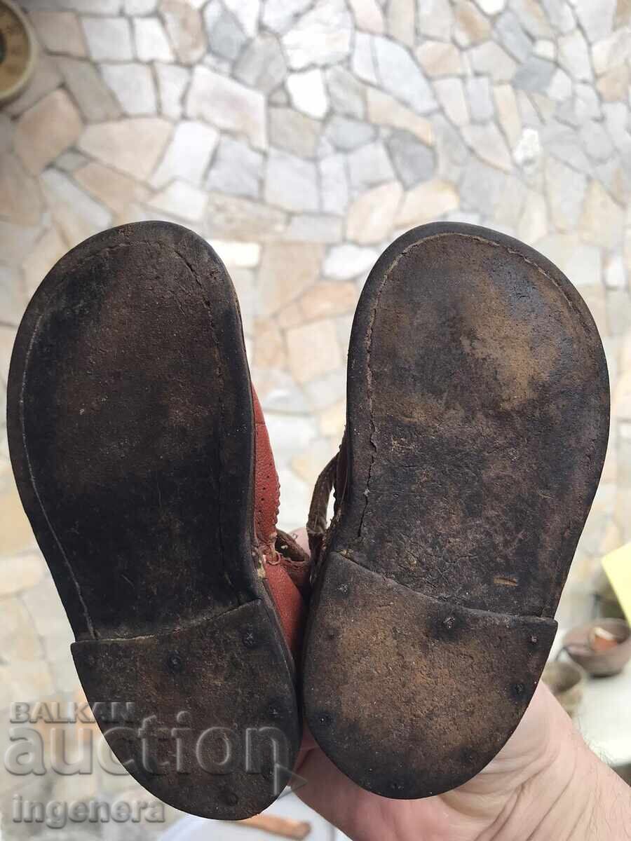 ÎNCĂLȚĂMINTE COPII PIELE NATURALĂ DIN PERIOADA SOCIALISMULUI PENTRU COLECȚIONARI - 7 ÎNCĂLȚĂMINTE COPII PIELE NATURALĂ DIN PERIOADA SOCIALISMULUI PENTRU COLECȚIONARI - 7