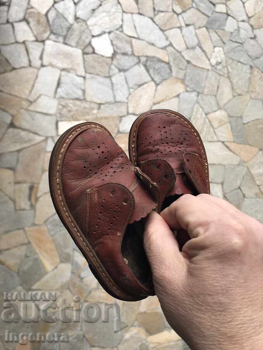 ΠΑΙΔΙΚΑ ΠΑΠΟΥΤΣΙΑ ΔΕΡΜΑΤΙΝΑ ΣΟΛΑ ΑΠΟ ΤΗΝ ΠΡΩΙΜΗ ΣΟΣ ΓΙΑ ΣΥΛΛΕΚΤΕΣ με τιμή 12.00 BGN | € 6.14 ΠΑΙΔΙΚΑ ΠΑΠΟΥΤΣΙΑ ΔΕΡΜΑΤΙΝΑ ΣΟΛΑ ΑΠΟ ΤΗΝ ΠΡΩΙΜΗ ΣΟΣ ΓΙΑ ΣΥΛΛΕΚΤΕΣ με τιμή 12.00 BGN | € 6.14