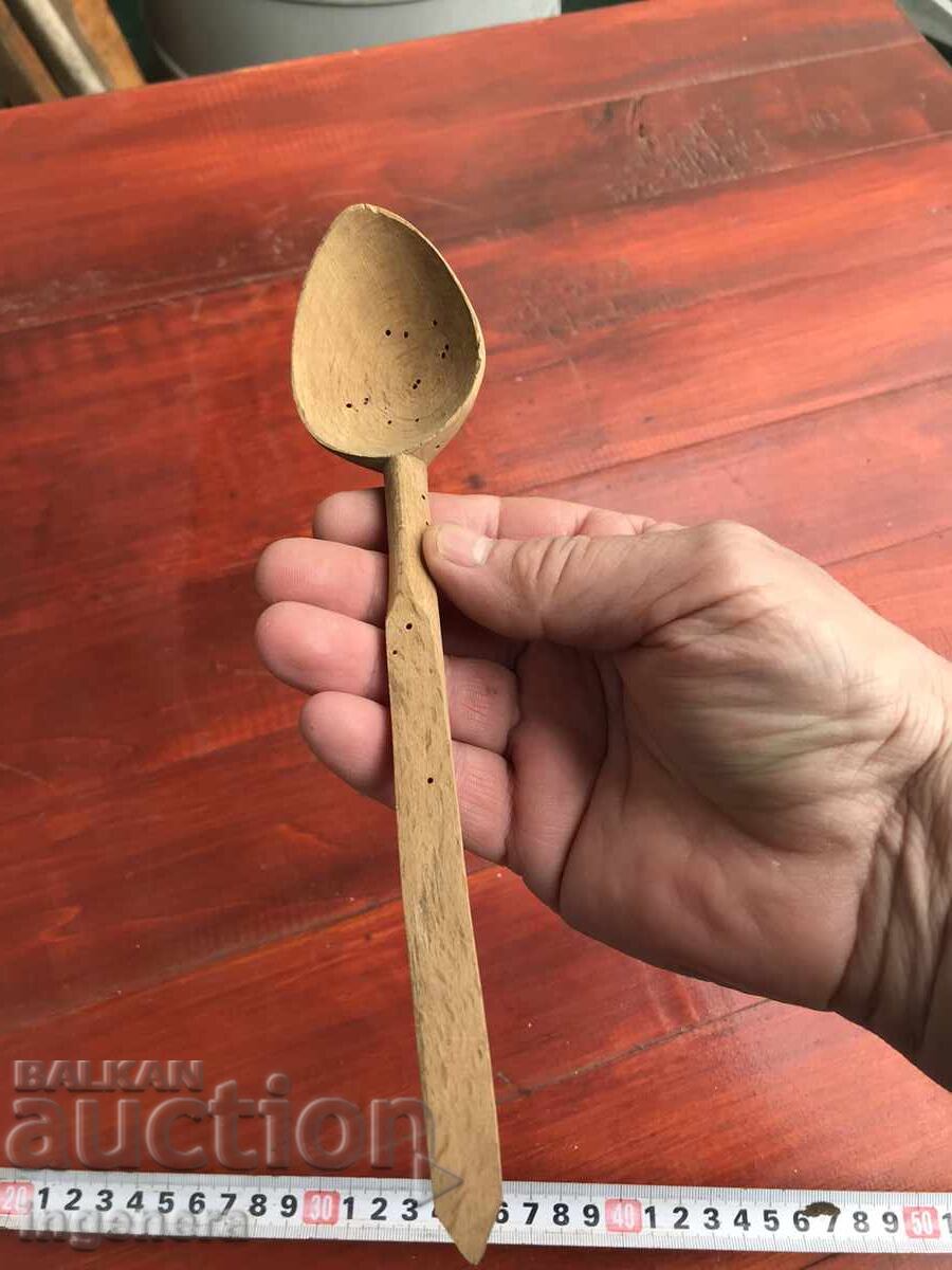 Auction ANTIQUE HAND CARVED WOODEN SPOON Auction ANTIQUE HAND CARVED WOODEN SPOON