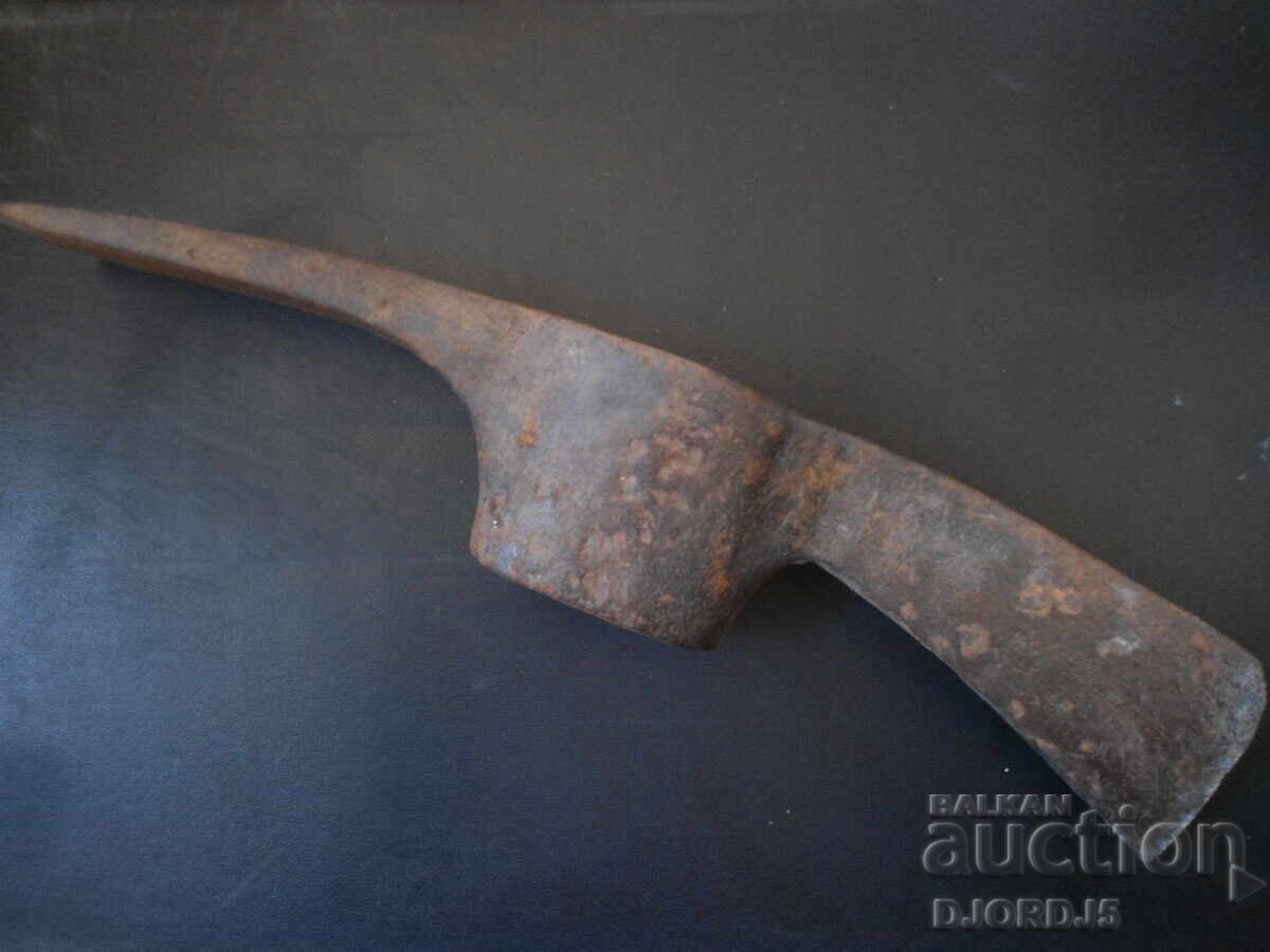 Old Kirkbeard with price 14.00 BGN | € 7.16