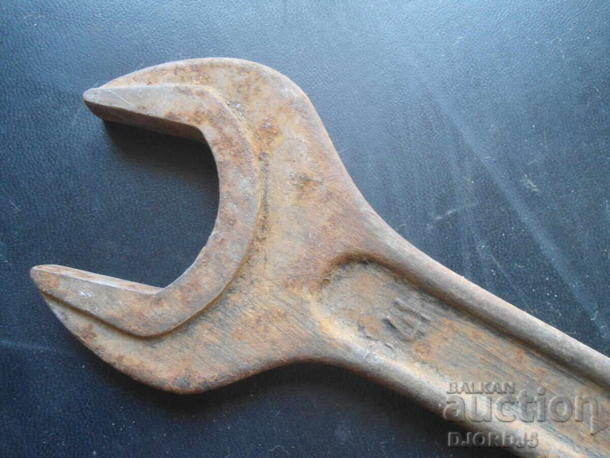 Wrench 36-41, MADE IN USSR with price 5.00 BGN | € 2.56 Wrench 36-41, MADE IN USSR with price 5.00 BGN | € 2.56