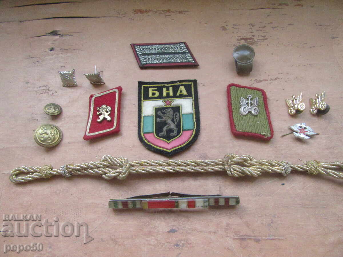 ΠΑΛΑΙΑ ΣΤΡΑΤΙΩΤΙΚΑ ΕΞΑΡΤΗΜΑΤΑ - 14 τμχ