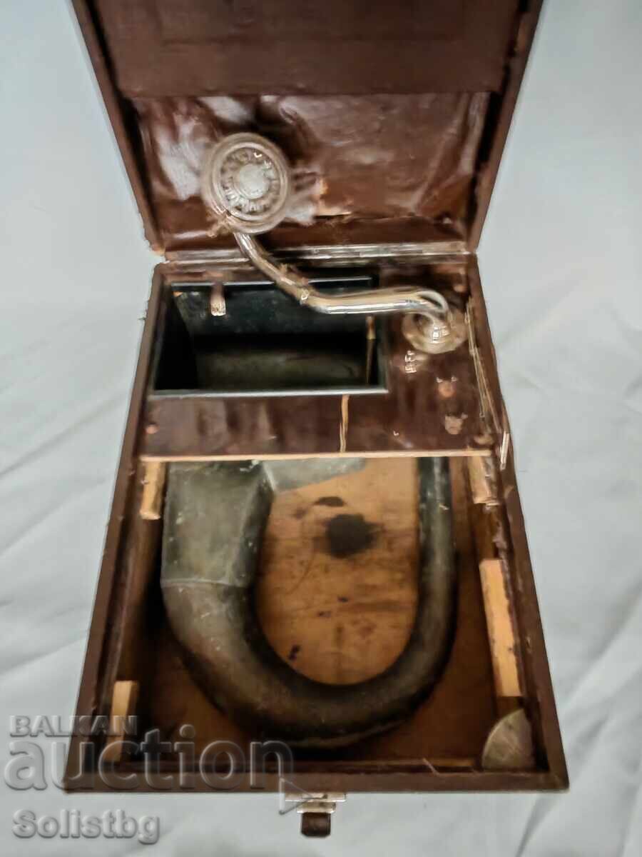 Παλιό, vintage πικάπ THORENS, Ελβετία με τιμή 450.00 BGN | € 230.08