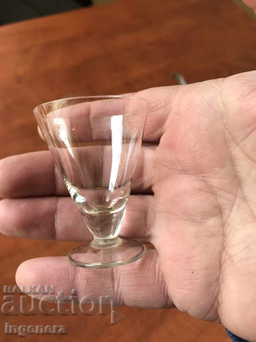 GLASS CUP MINI ANTIQUE FOR RAKIYA - 3 PCS with price 11.00 BGN | € 5.62 GLASS CUP MINI ANTIQUE FOR RAKIYA - 3 PCS with price 11.00 BGN | € 5.62