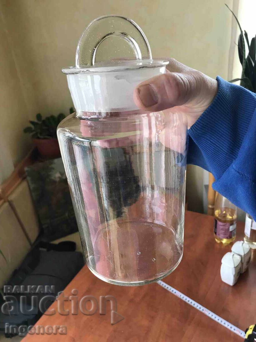 БУРКАН СЪД КУПА СТЪКЛО ЛИТЪР И ПОЛОВИНА ОТ СОЦА с цена 12.00 лв. | € 6.14