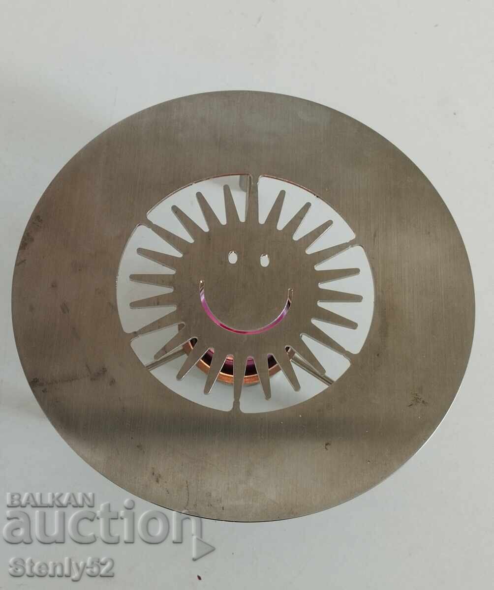 Auction  Stainless steel candle holder for fragrant candles