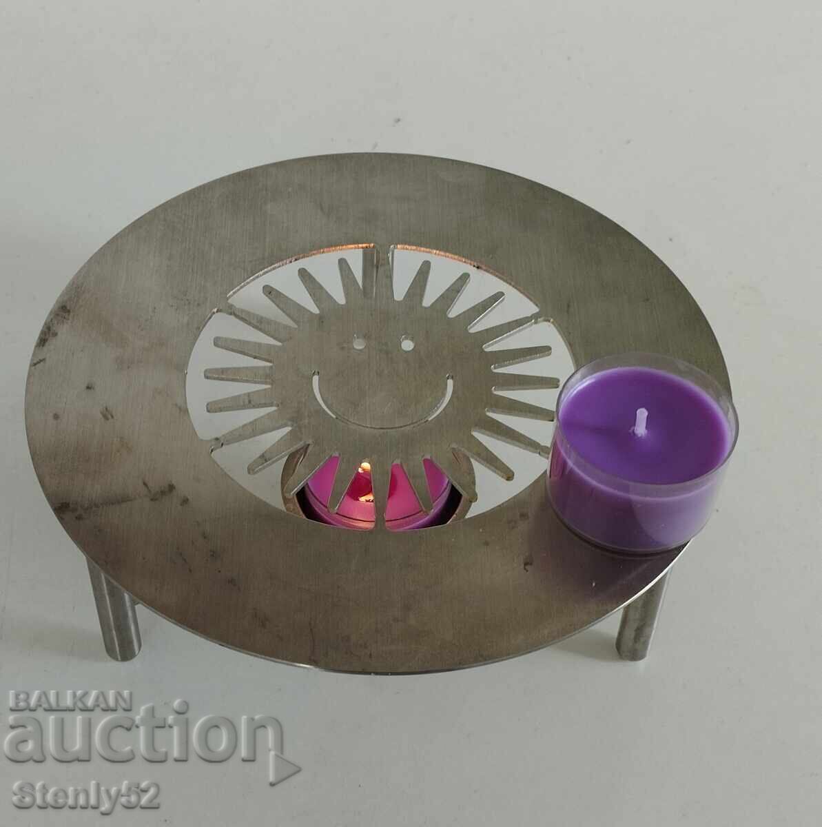 Доставка на Свещник от Инокс за благоуханни свещи. Доставка на Свещник от Инокс за благоуханни свещи.