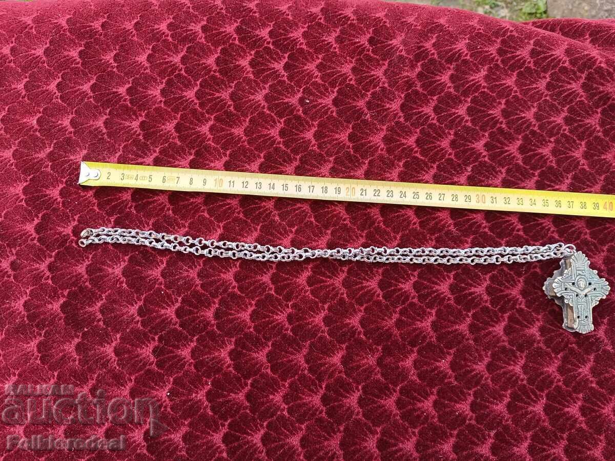 Παράδοση Αρχαίος ασημένιος σταυρός για γυναικεία φορεσιά Μπίτολα Παράδοση Αρχαίος ασημένιος σταυρός για γυναικεία φορεσιά Μπίτολα