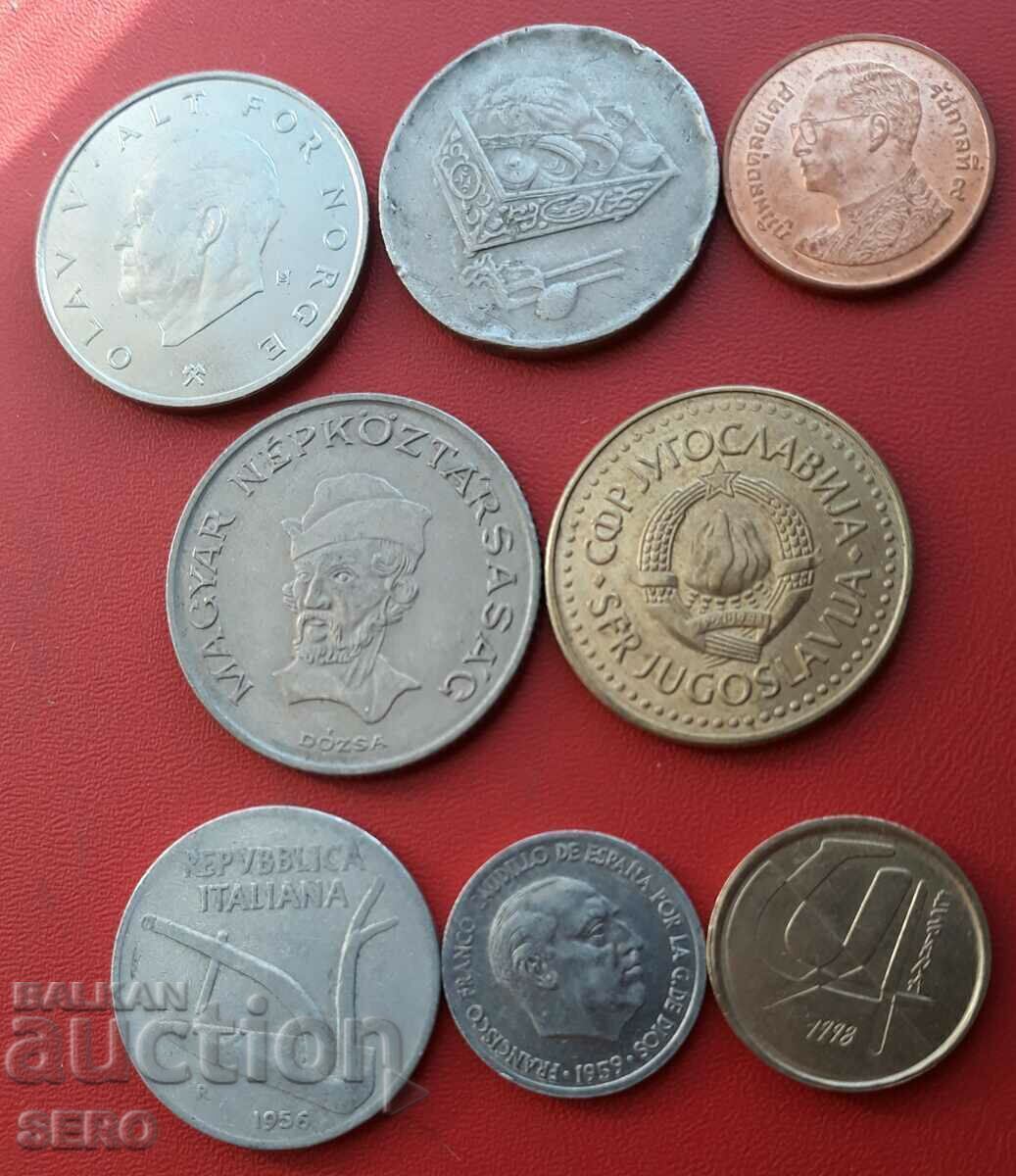 Mixed lot of 8 coins with price 1.00 BGN | € 0.51 Mixed lot of 8 coins with price 1.00 BGN | € 0.51