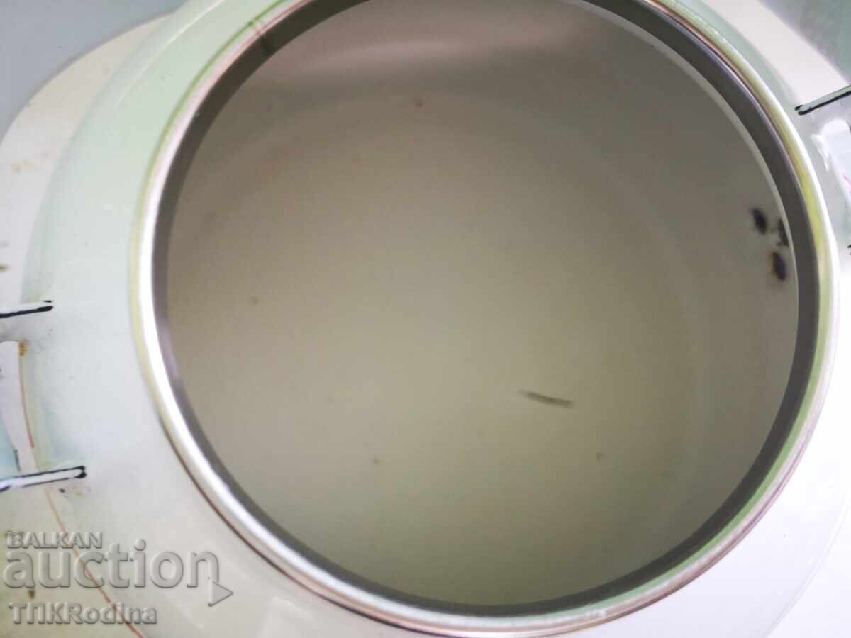 Παράδοση Εμαγιέ τσαγιέρα Παράδοση Εμαγιέ τσαγιέρα