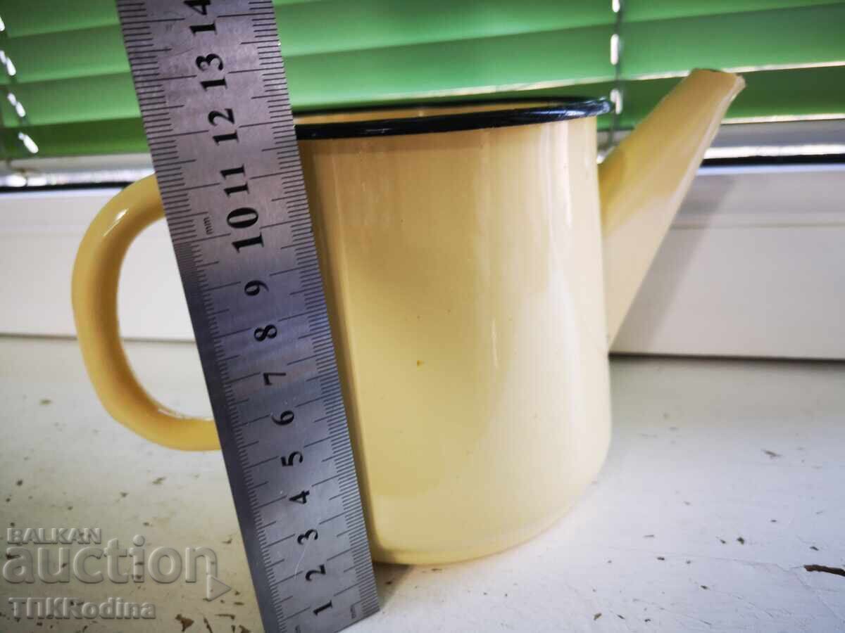 ceainic rusesc emailat cu preț 25.00 BGN | € 12.78 ceainic rusesc emailat cu preț 25.00 BGN | € 12.78