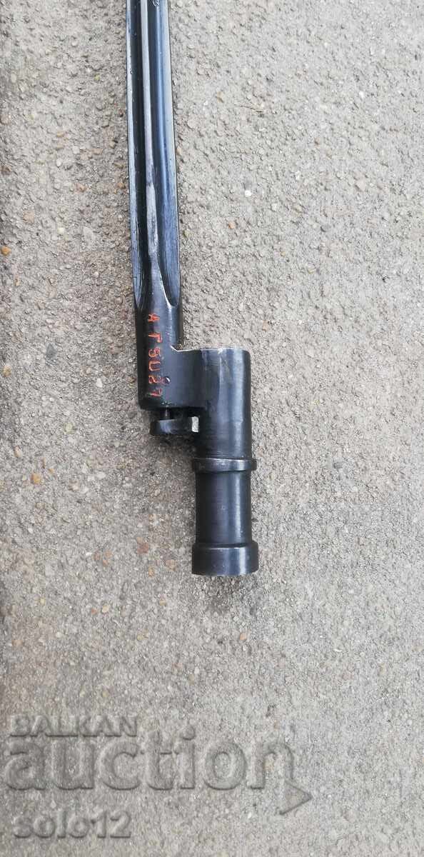 Livrarea Baionetă pentru pușcă Mosin veche