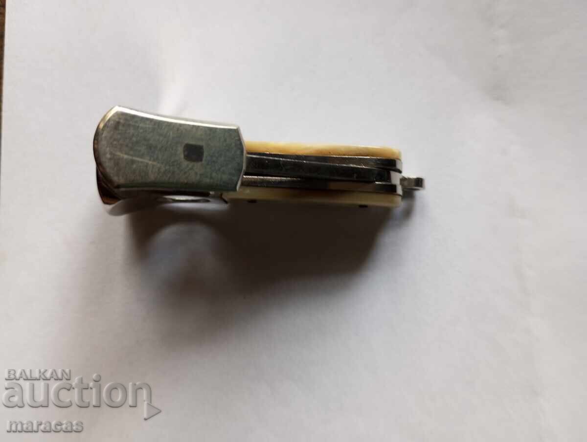 Συσκευή κοπής λεπτών πούρων με τιμή 20.00 BGN | € 10.23