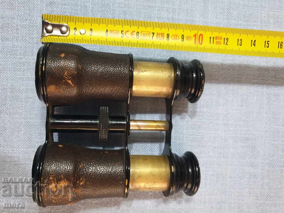 Delivery of Antique bronze binoculars