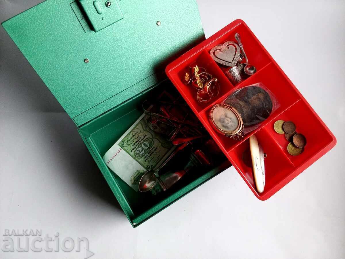 Large old German metal safe for money and other things with price 150.00 BGN | € 76.69