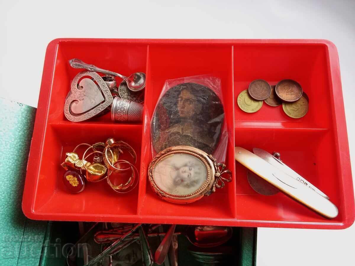 Auction  Large old German metal safe for money and other things