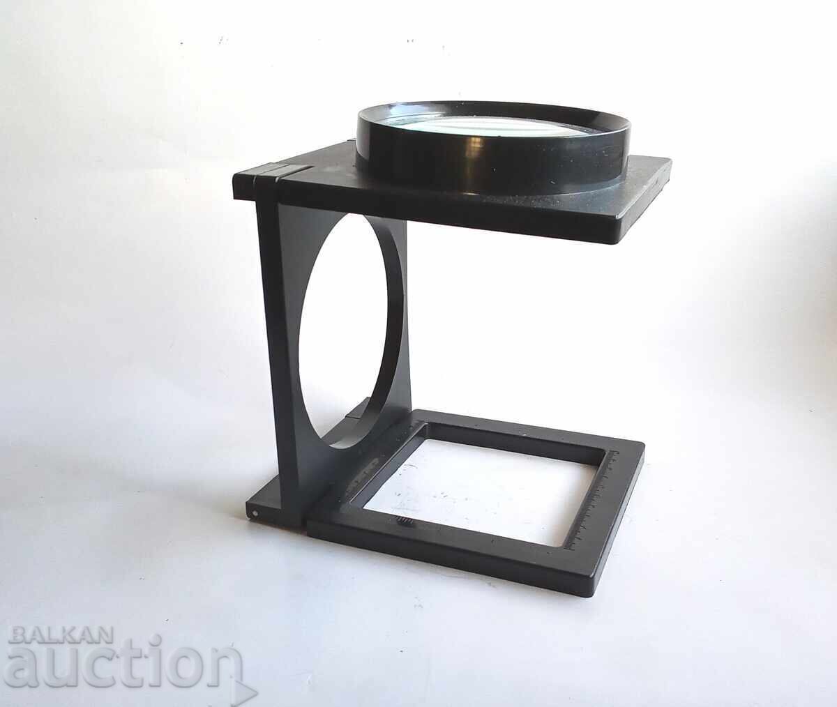 Delivery of Magnifying glass for watchmakers and others