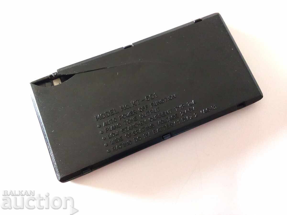 Pianino mini vechi Electron Echo din anii '80 cu preț € 0.01 | 0.02 BGN