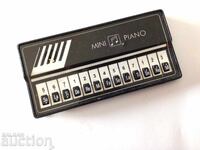 Pianino mini vechi Electron Echo din anii '80