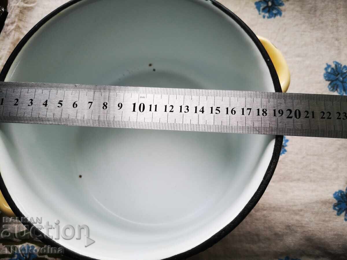 Παλιά σμαλτωμένη κατσαρόλα - 6