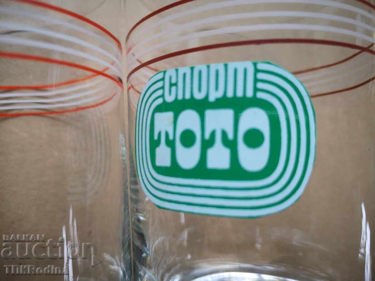 Cești vechi, una Sport Toto cu preț € 3.50 | 6.85 BGN