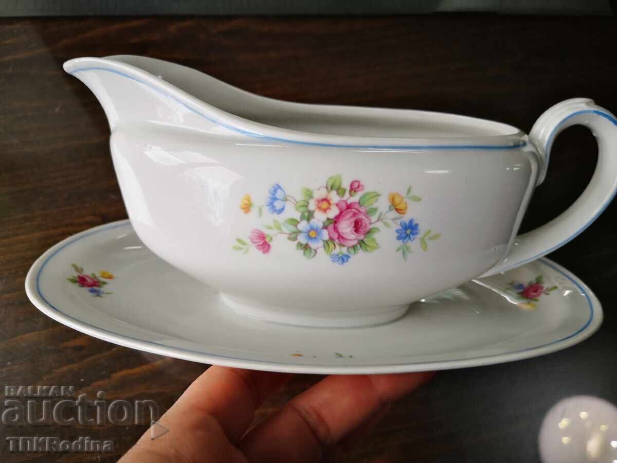Porcelain gravy boat Zeh Scherzer 60 Years Bavaria, Germany Porcelain gravy boat Zeh Scherzer 60 Years Bavaria, Germany