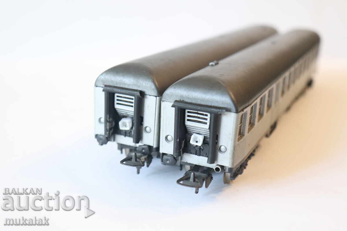 LIMA H0 1/87 LOCOMOTIVE WAGON TRAIN TRAIN RAILWAY LOT 2 PCS - 6 LIMA H0 1/87 LOCOMOTIVE WAGON TRAIN TRAIN RAILWAY LOT 2 PCS - 6