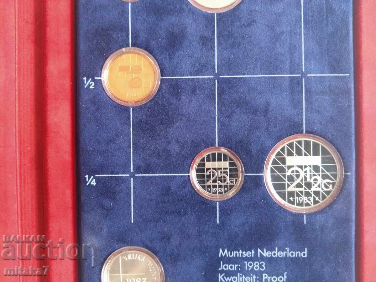 Доставка на Сет монети Нидерландия, 1983 година