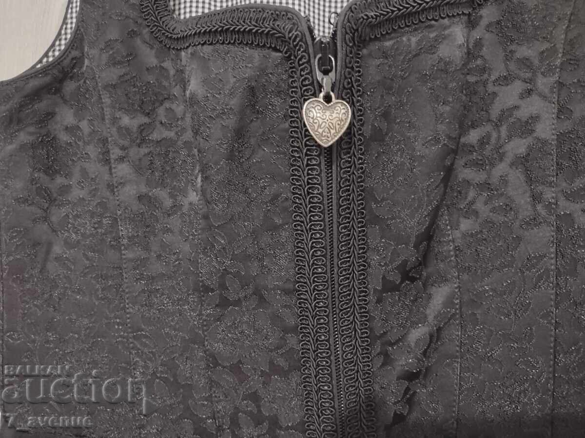 Livrarea Rochie lungă neagră de designer, cu fermoar, etno, 6.04.25