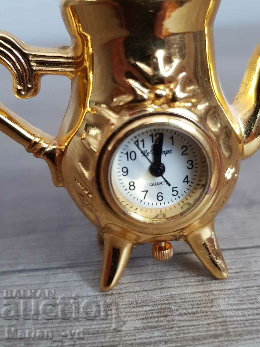 Miniature quartz clock "LE TEMPS"-jug with price 25.00 BGN | € 12.78