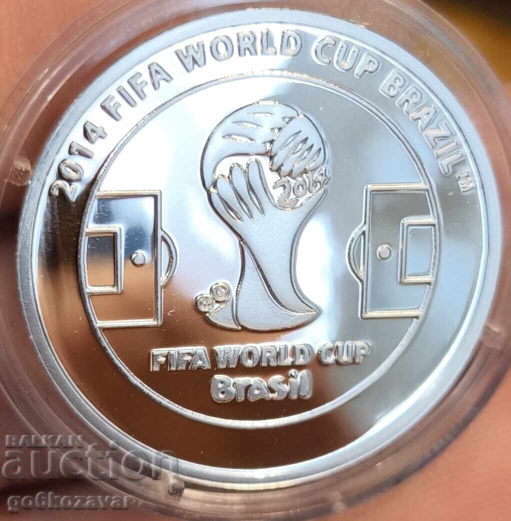 Monedă Medalie Campionatul Mondial de Fotbal 2014 Argint ! cu preț € 10.00 | 19.56 BGN