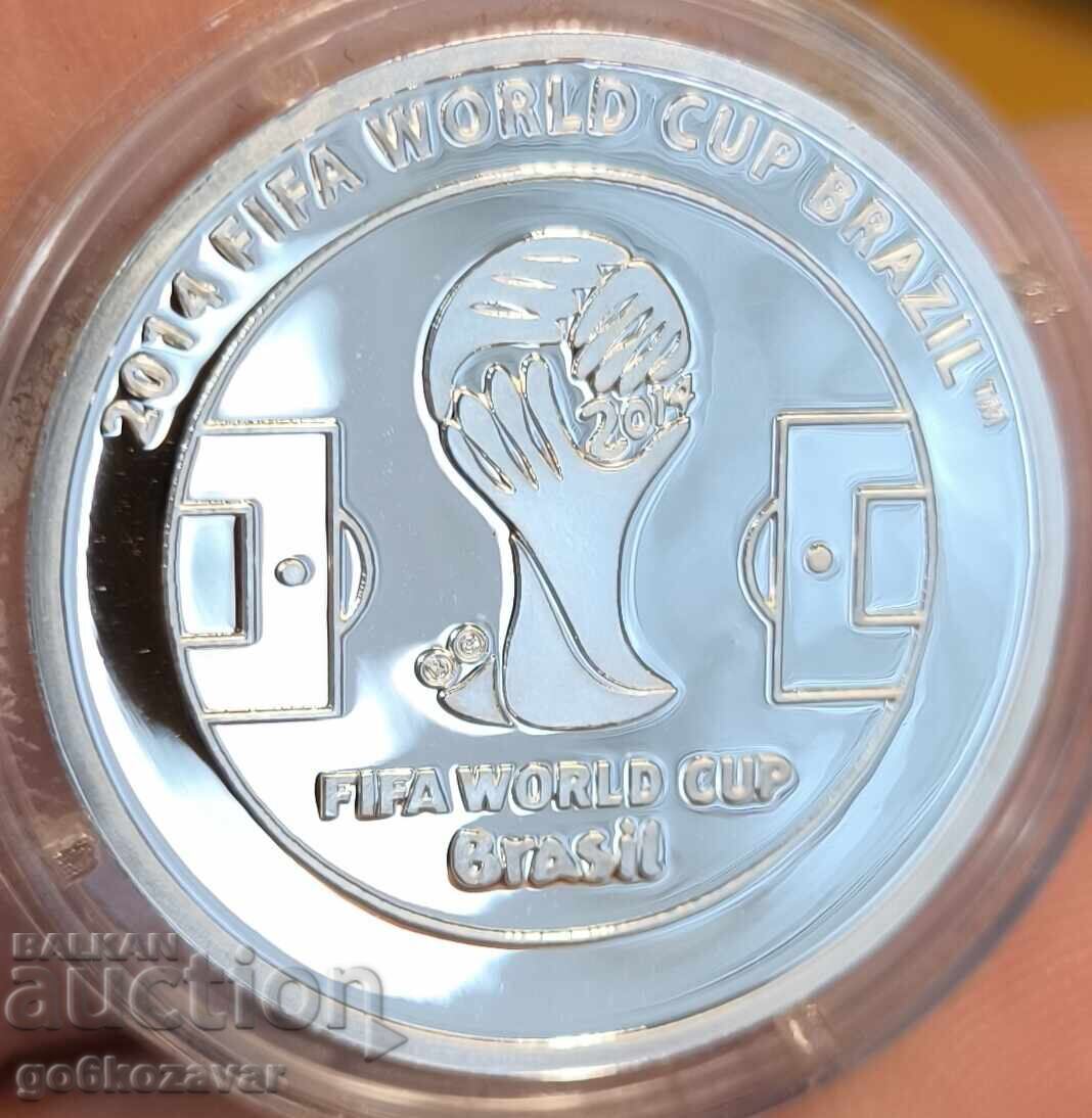 Monedă Medalie Campionatul Mondial de Fotbal 2014 Argint ! cu preț 16.00 BGN | € 8.18 Monedă Medalie Campionatul Mondial de Fotbal 2014 Argint ! cu preț 16.00 BGN | € 8.18