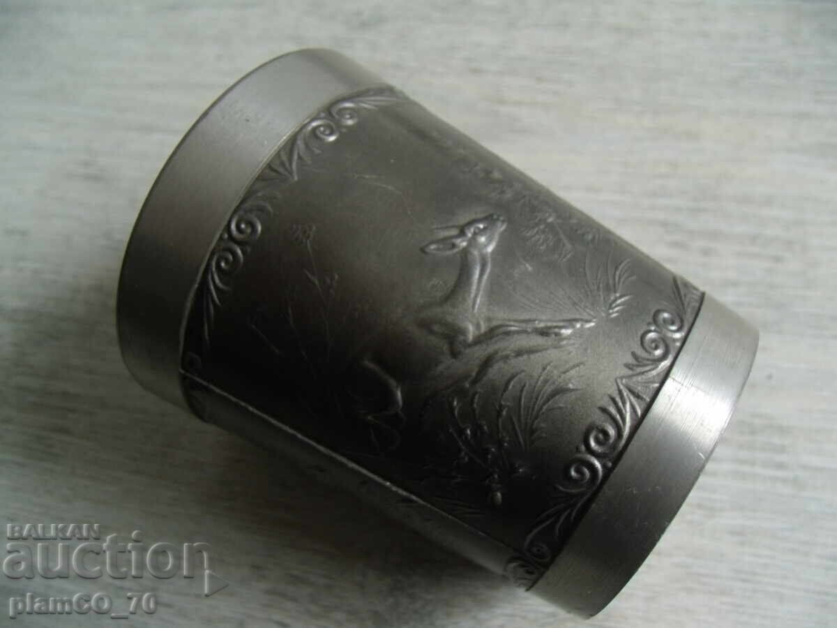 Livrarea №*7984 Cană veche metalică/de cositor - zinn - ornamente în relief Livrarea №*7984 Cană veche metalică/de cositor - zinn - ornamente în relief