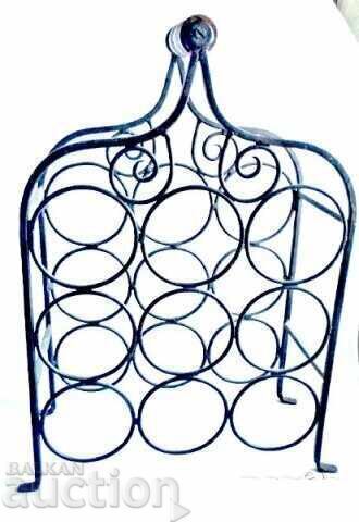 Аукцион стойка за вино от ковано желязо за 9 бр бутилки