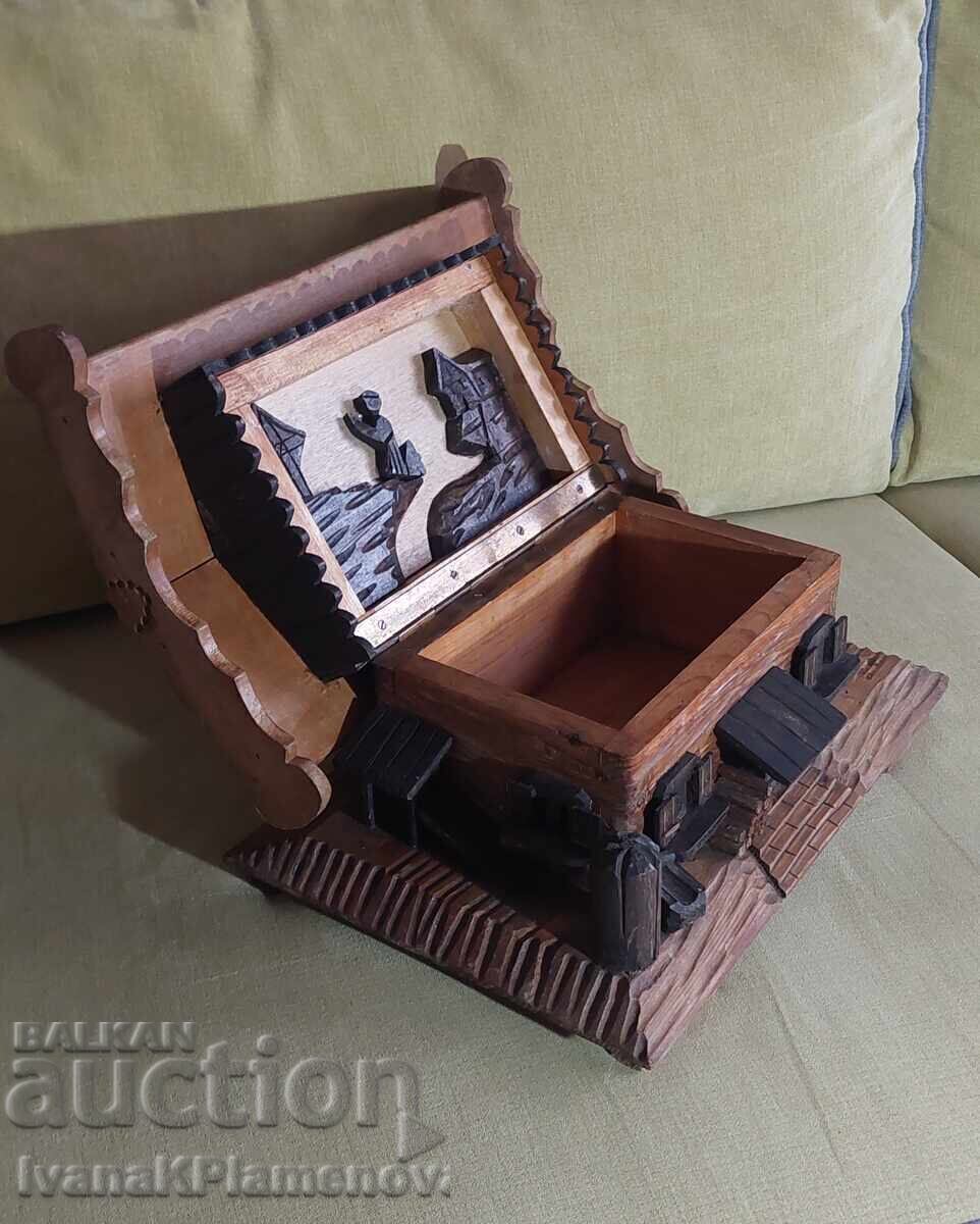 Woodcarving house box vintage for connoisseurs - 7