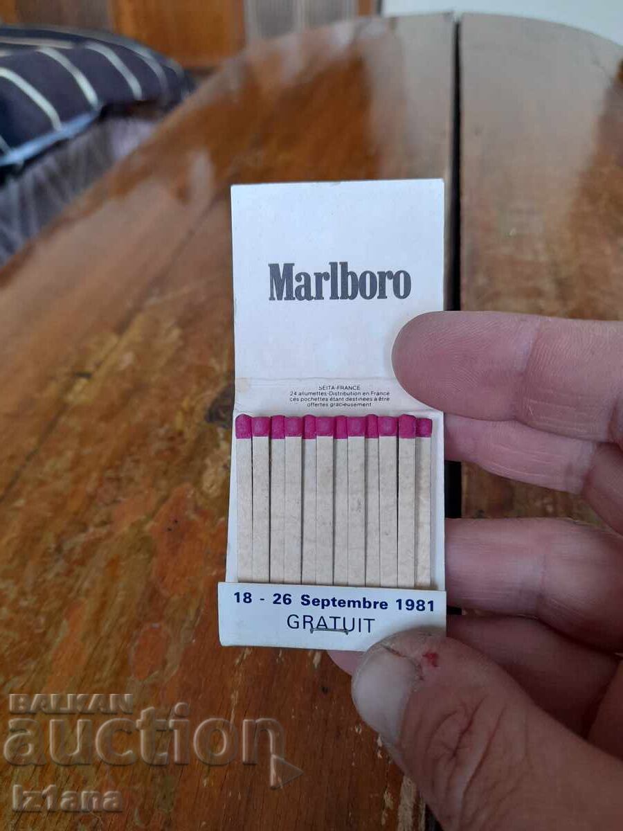 Marlboro matches - 5