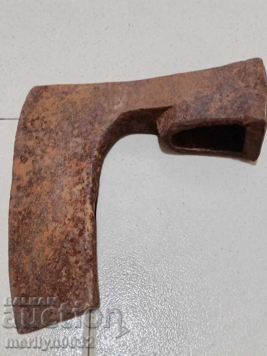 Old forged ax satyr ax without sap with price 49.50 BGN | € 25.31