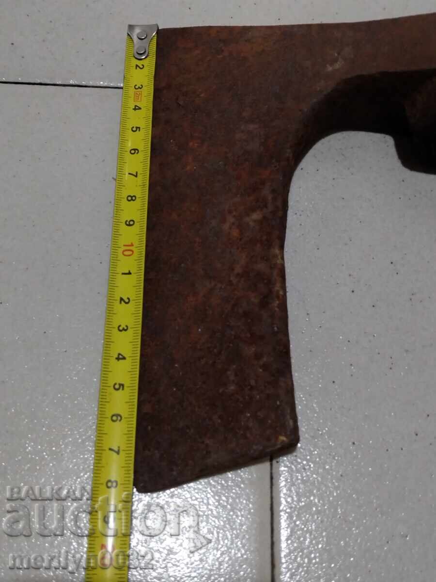Old forged ax satyr ax without sap - 6