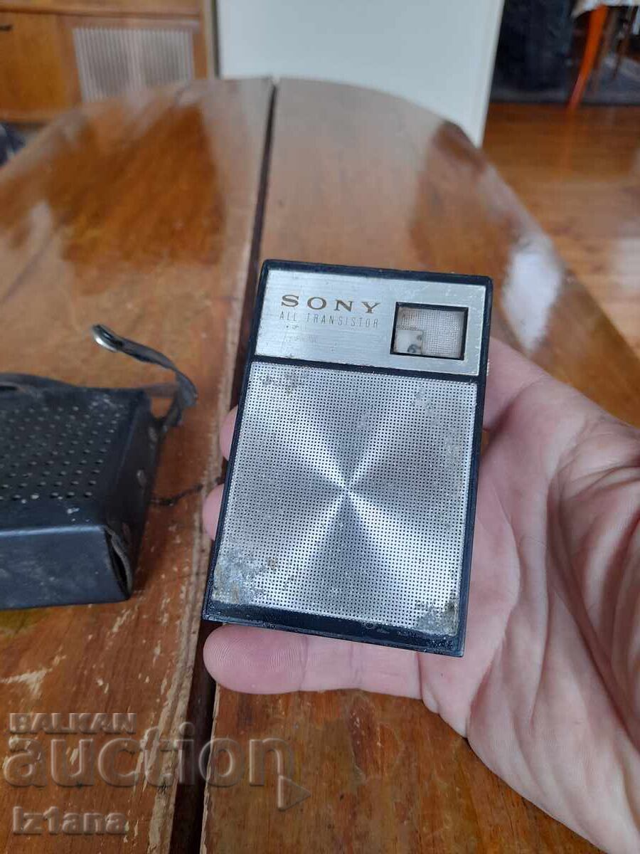 Old radio, Sony 2R-28 radio receiver with price 27.00 BGN | € 13.80